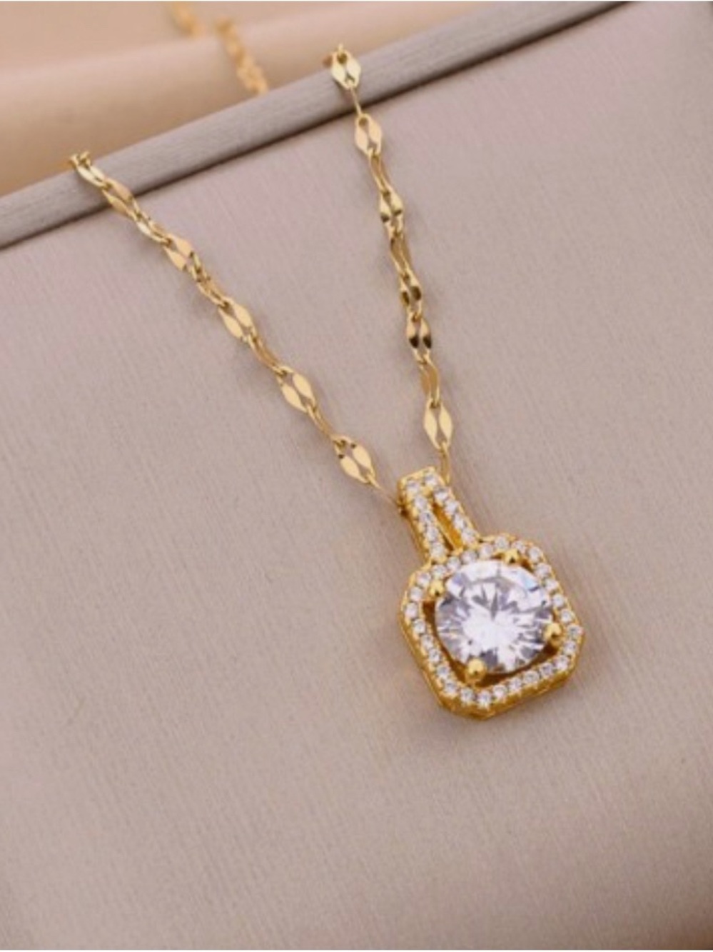 Gold Halo Pendant Necklace with Clear Stone